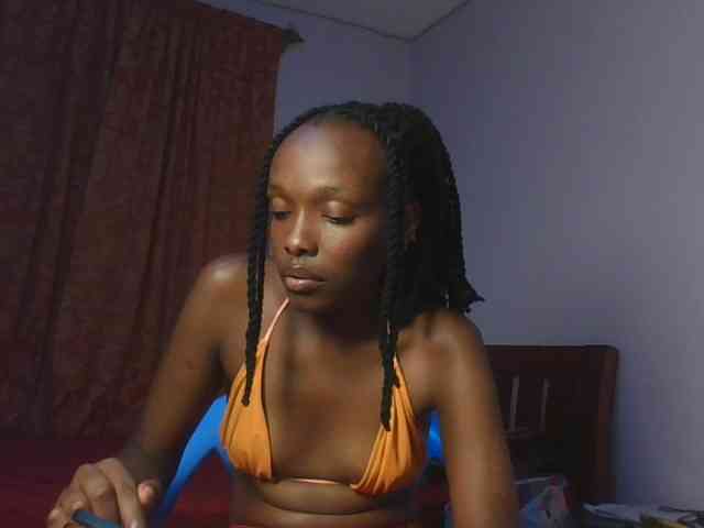 RealTemptress webcam