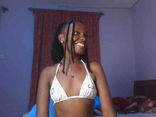 RealTemptress Live Webcam on BongaCams