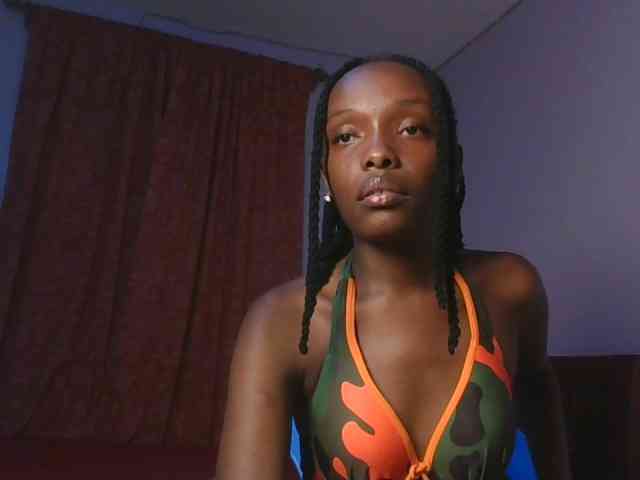 RealTemptress webcam