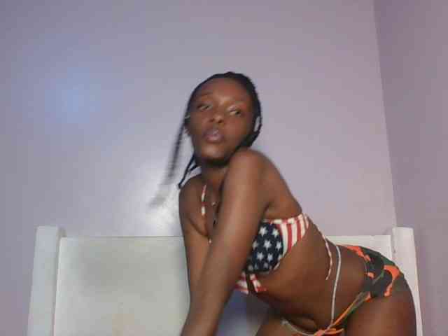 RealTemptress webcam