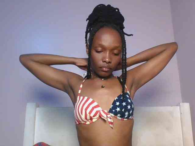 RealTemptress webcam