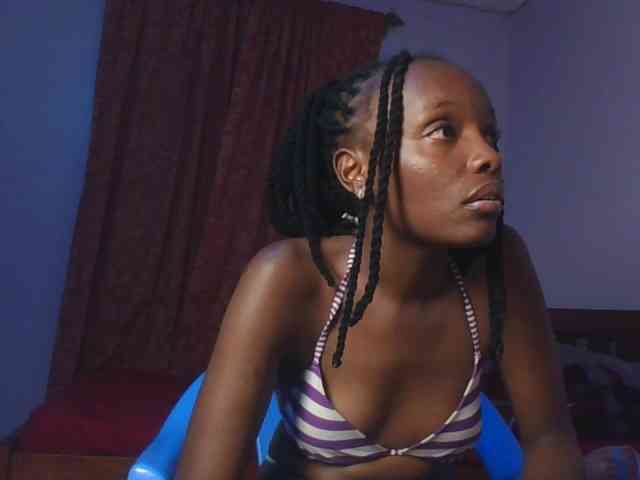 RealTemptress webcam