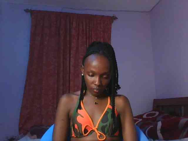 RealTemptress webcam