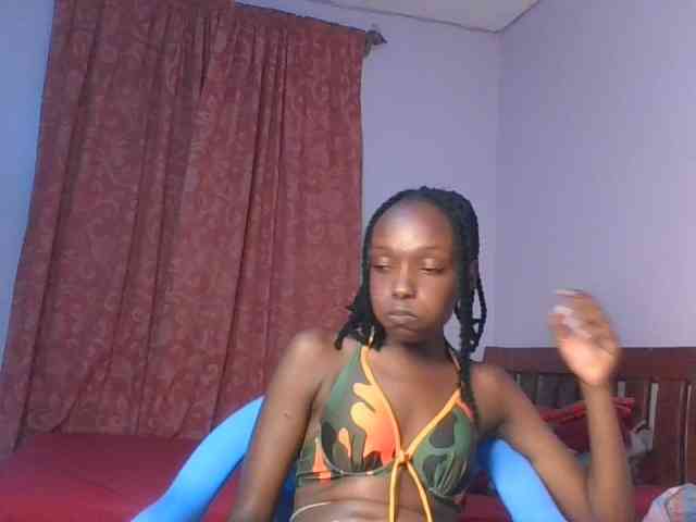 RealTemptress webcam