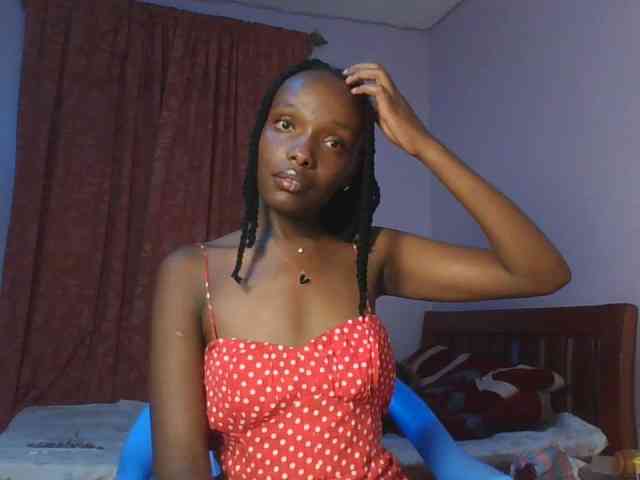 RealTemptress webcam