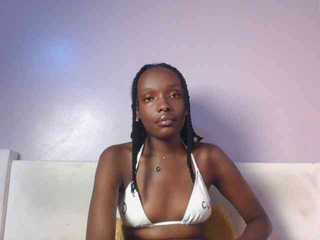 RealTemptress webcam