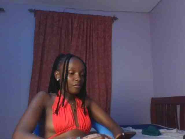 RealTemptress webcam