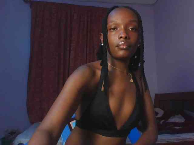 RealTemptress webcam