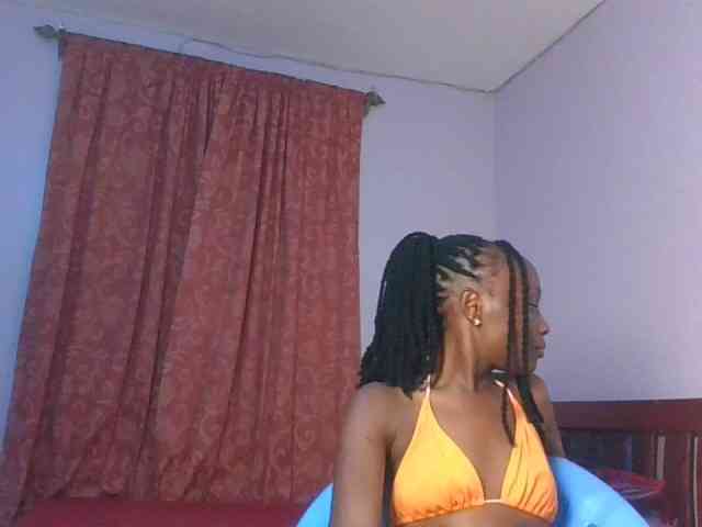 RealTemptress webcam