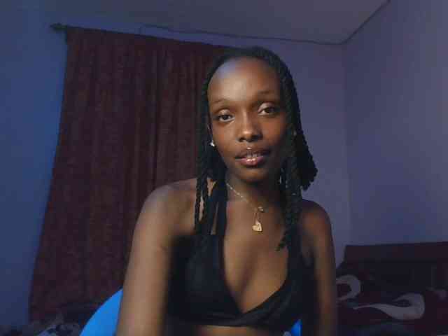 RealTemptress webcam