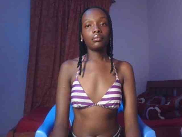 RealTemptress webcam