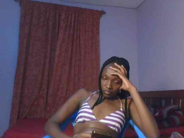 RealTemptress webcam