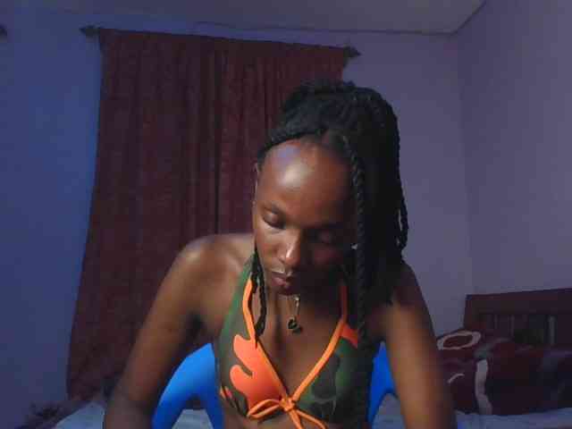 RealTemptress webcam