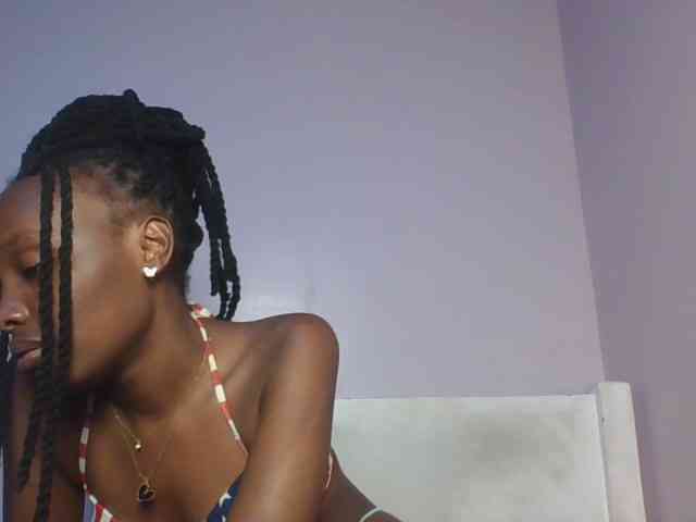 RealTemptress webcam