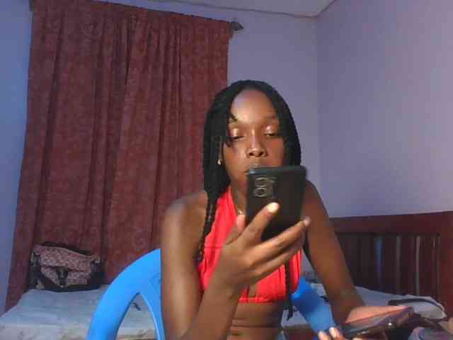 RealTemptress webcam