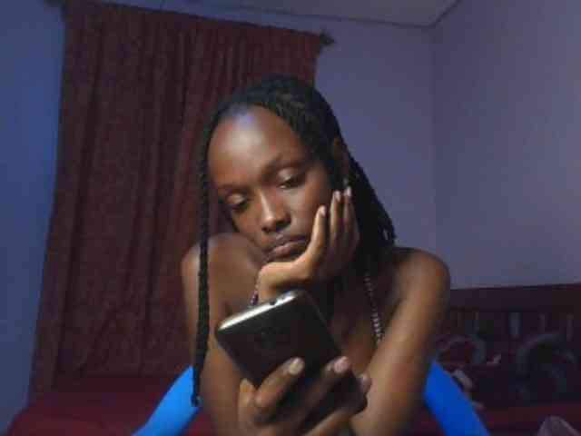 RealTemptress webcam