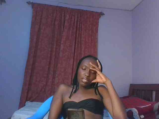 RealTemptress webcam