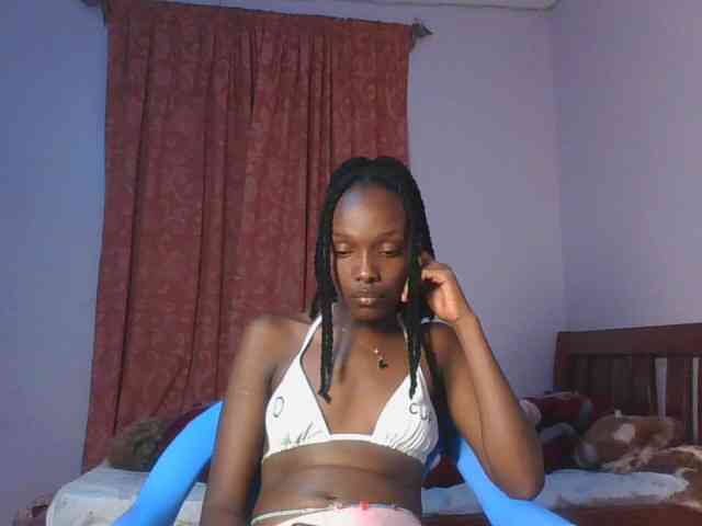 RealTemptress webcam