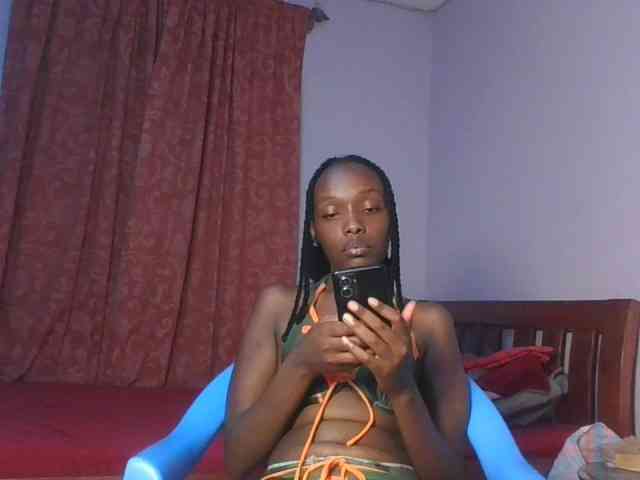 RealTemptress webcam