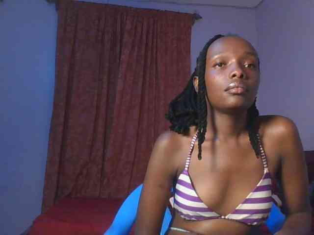RealTemptress webcam