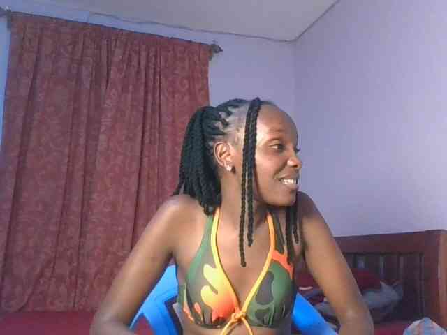 RealTemptress webcam