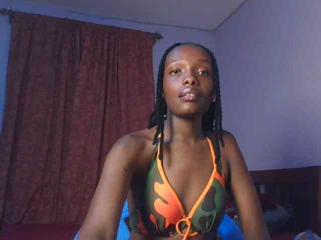 RealTemptress webcam