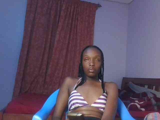 RealTemptress webcam