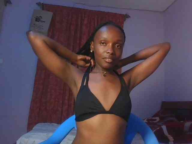 RealTemptress webcam