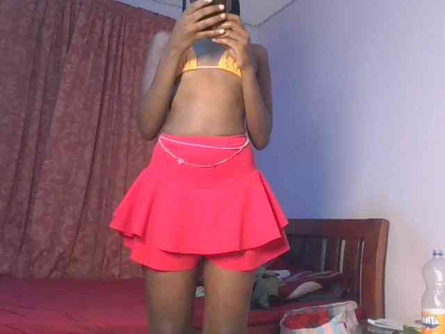 RealTemptress webcam