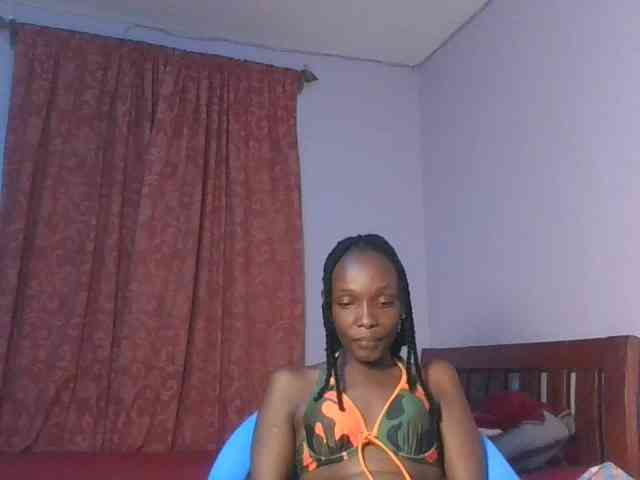 RealTemptress webcam