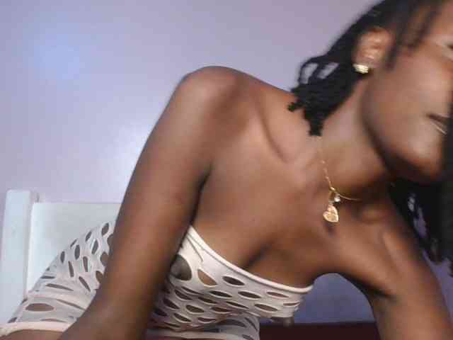 RealTemptress webcam