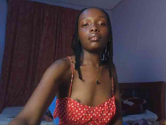 RealTemptress webcam