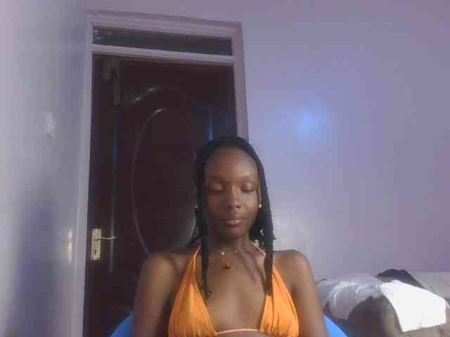 RealTemptress webcam