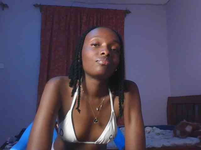 RealTemptress Live Webcam on BongaCams