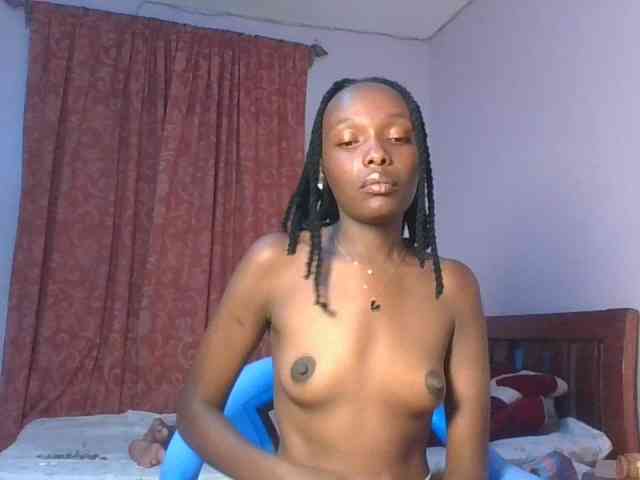 RealTemptress webcam