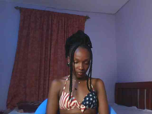 RealTemptress webcam