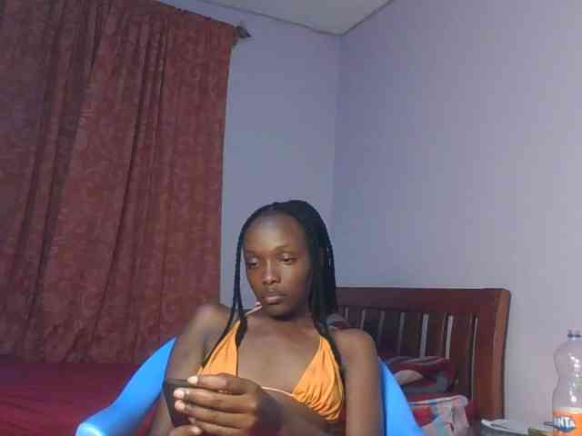 RealTemptress webcam