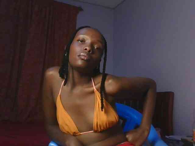 RealTemptress webcam