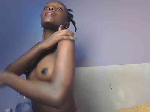 RealTemptress webcam