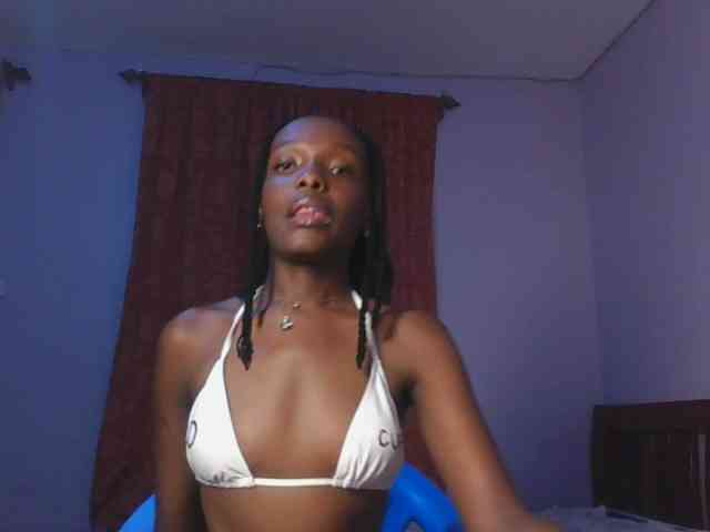 RealTemptress webcam