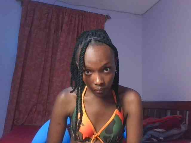 RealTemptress webcam