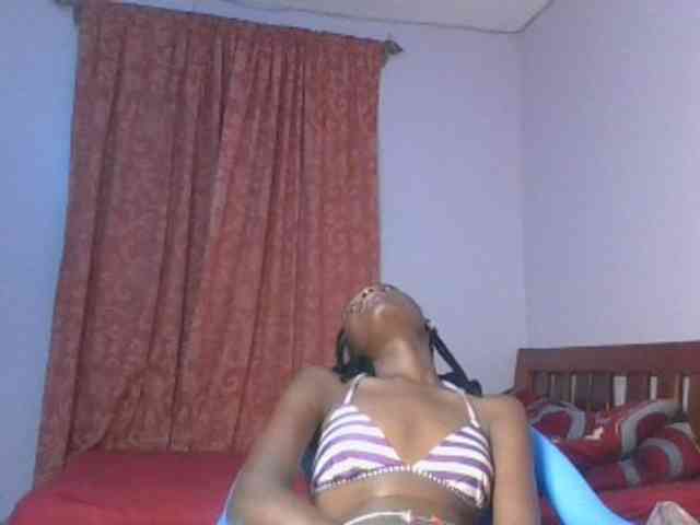 RealTemptress webcam