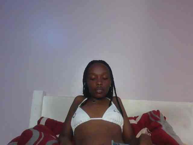 RealTemptress webcam