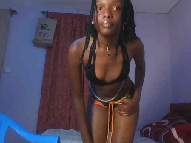 RealTemptress webcam