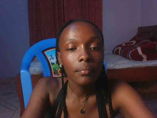 RealTemptress webcam