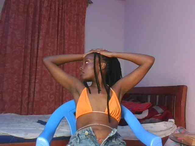 RealTemptress webcam