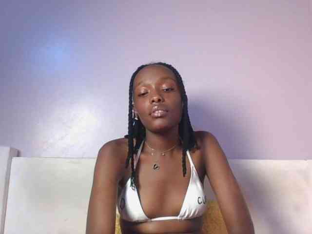 RealTemptress webcam