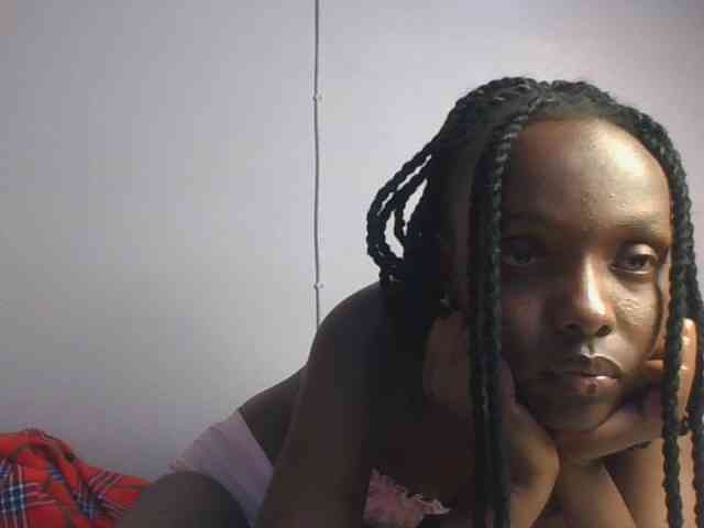 RealTemptress webcam