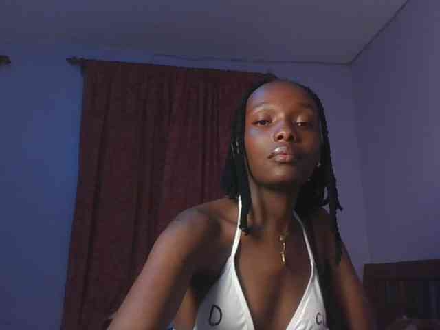 RealTemptress webcam