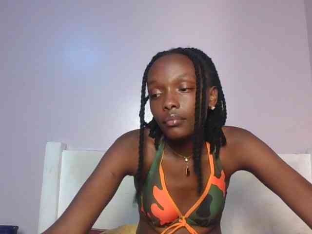 RealTemptress webcam